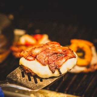 Burger Cheese and Bacon