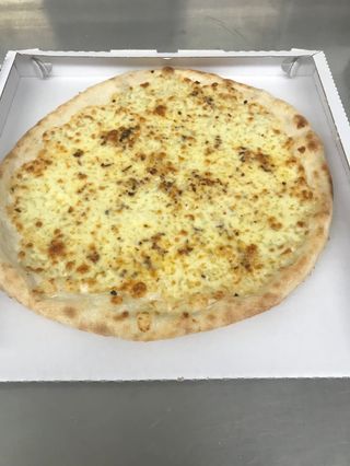 Pizza calabrese