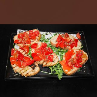Bruschette con pomodorini
