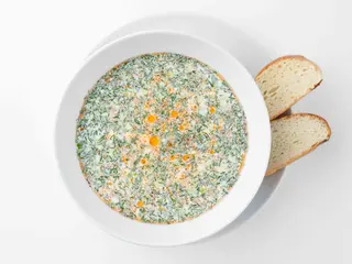 Окрошка з копченим лососем (300г)