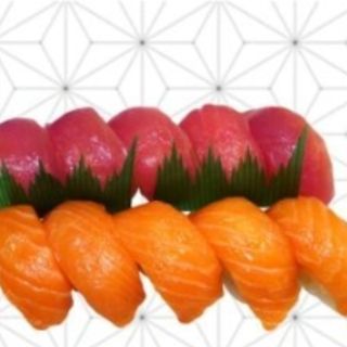 B3.Nigiri De Salmón (10U.) Y Atún