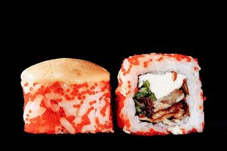 Запечений рол з вугрем (280г)