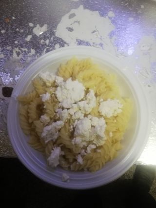 макарони сирене