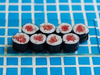 Макі з тунцем (140g)