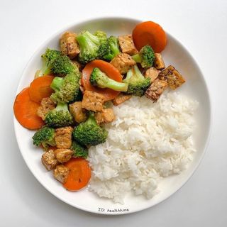 Wok De Verduras Salteadas Con Arroz