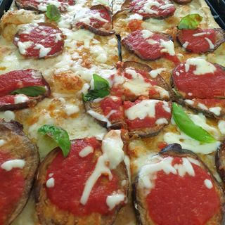 Pizza parmigiana - 6 pezzi 