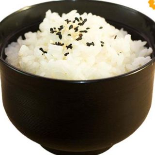 Riso bianco al vapore