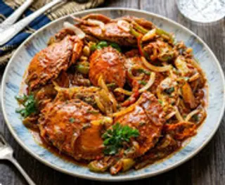 Crabe Sauté  Attiéké