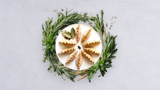 Pierożki z papryką i pomidorami