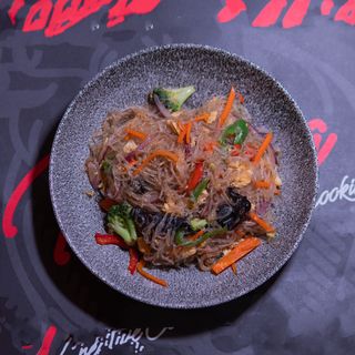 Vermicelli Salteado Con Verduras