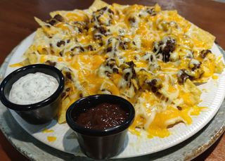 Nachos Con Queso Y Carne