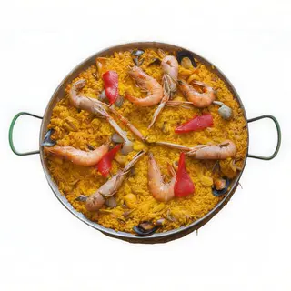 Paella De Pollo Y Chorizo