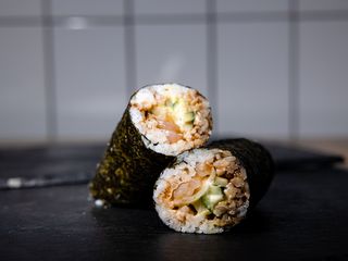 Рол з маринованою креветкою (340g)