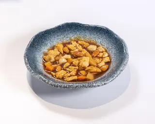 Pollo con mandorle