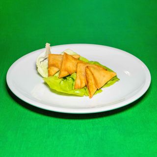 Triangolini vegetariani al curry (4 pezzi)