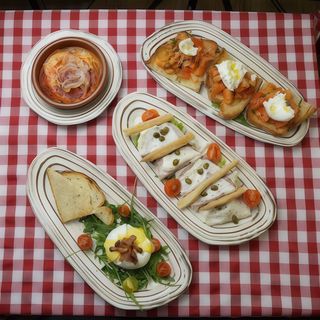 Degustación Antipasti Especiales con Vitello Tonnato (Ideal para 4 PAX)