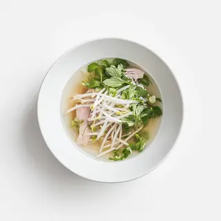 Zupa Pho z kurczakiem
