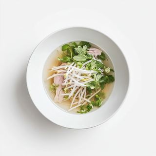 Zupa Pho z kurczakiem