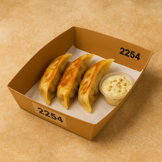 Gyoza de Rabo de Toro (4 unidades) con Salsa de Gorgonzola y Nueces