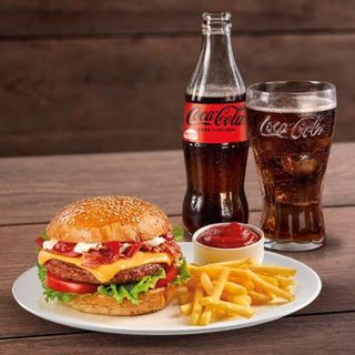 BaconBurgher e Coca-Cola Lattina 330ml