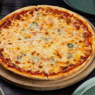 ოთხი ყველის პიცა