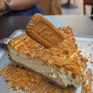 Lottus cheesecake 