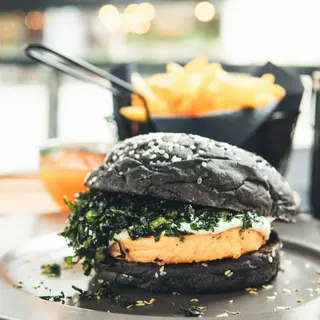 Menu Salmon Burger