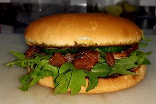 Бургер з лососем