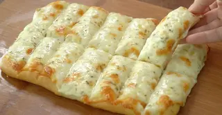 Pão de Alho com Queijo