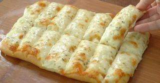 Pão de Alho com Queijo