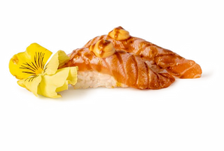 A15. Nigiri spicy mayo 2 pezzi