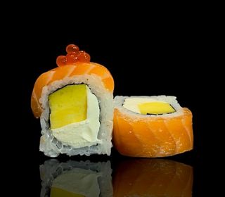PHILADELPHIA SAKE MANGO 8 szt.