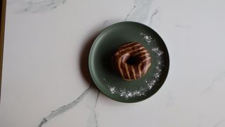 Донат Карамельный