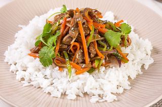 Рис с говядиной и овощами