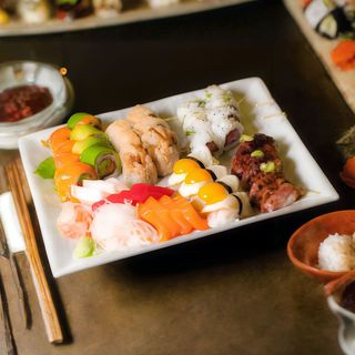 Bandeja Naha (44 piezas)