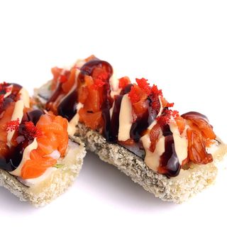 Опен рол з лососем.