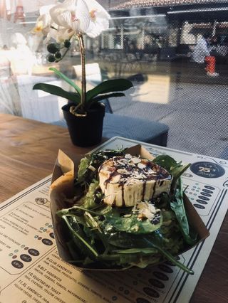 Салата Свежа салата със сирене