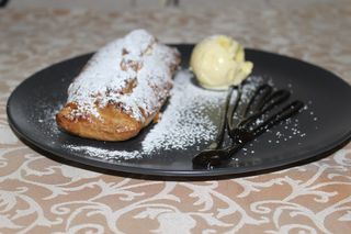 Штрудель з яблуком (150г)