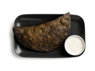 Спешл блек чеб з копченою куркою, сиром і томатами. (200g)