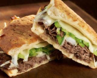 Sándwich de carne de res