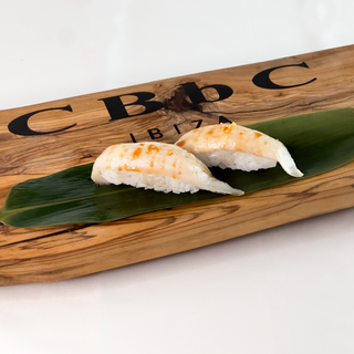 Nigiri Hamachi Flambeado (2 Pez Limón)