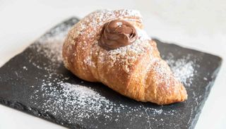 Croissant XXL con Nutella