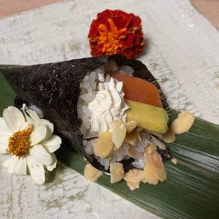 191. Temaki Philadelphia