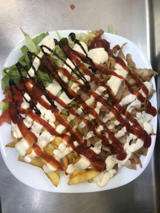 Kebab Y Patatas (Grande)