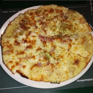 Pizza carbonara (pequeña)