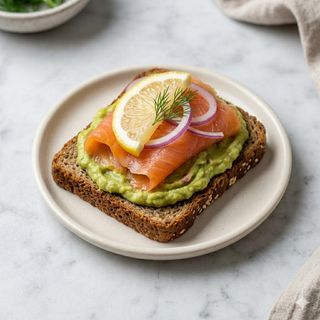 Tostada De Salmón