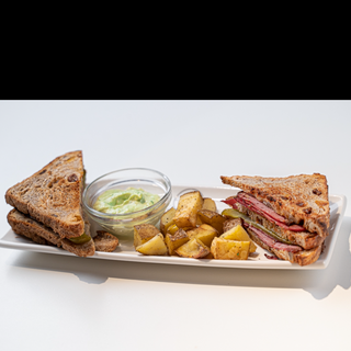 Sándwich De Pastrami