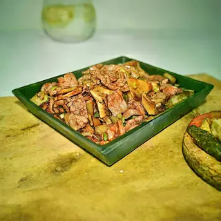 Ternera sobre bandeja quemada
