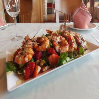 Insalata Gamberoni e Fragole