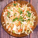 Салата Зеле с моркови и магданоз